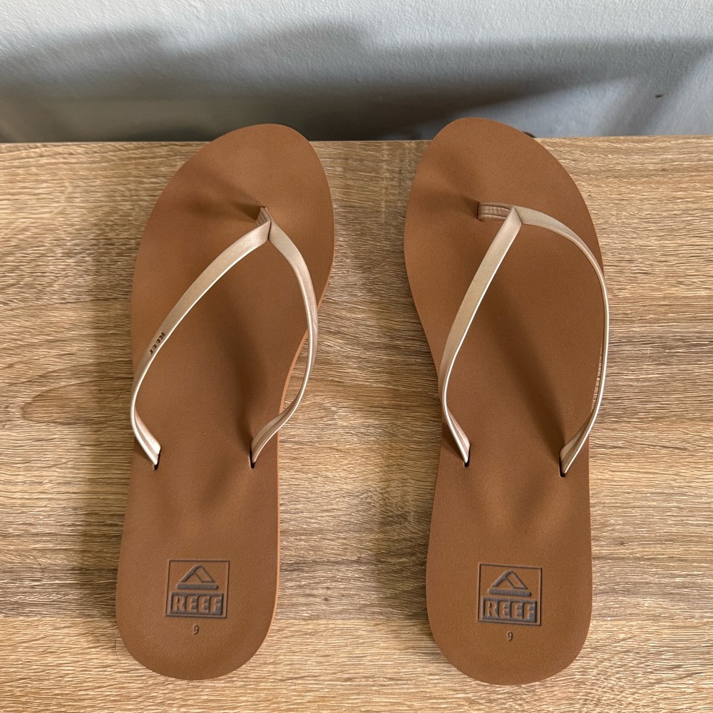 Reef Bliss Nights Flip Flop Sandals - 9 - Picture 4 of 7